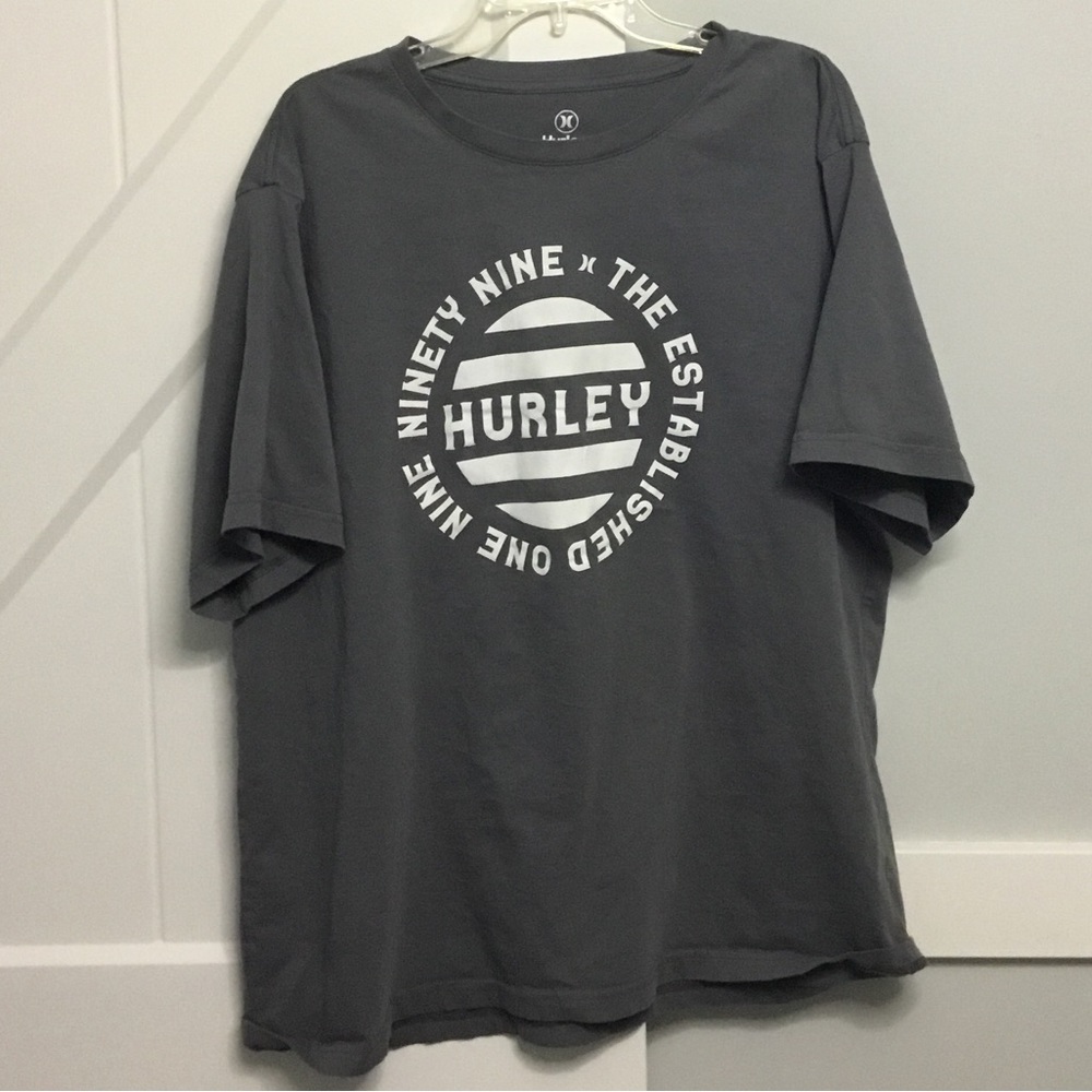 Hurley Men’s Tee Shirt size XXL 2XL Dark Grey